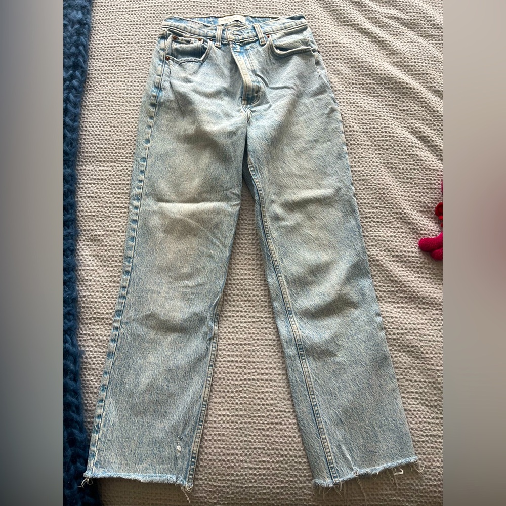 Abercrombie 90s Straight Leg Light Wash Jeans